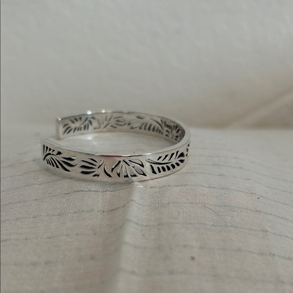 Silver Leaf Patterned Cuff Bracelet - image 3